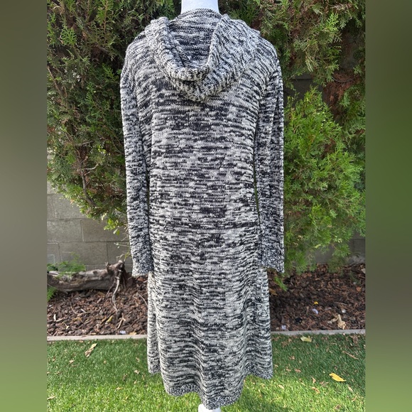 Maddison Women’s Black and White Knit Open Front Hooded Cardigan Large - Picture 3 of 6